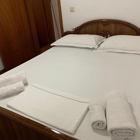Nomad House-Entire House At Your Disposal,4 Guests بيرات المظهر الخارجي الصورة