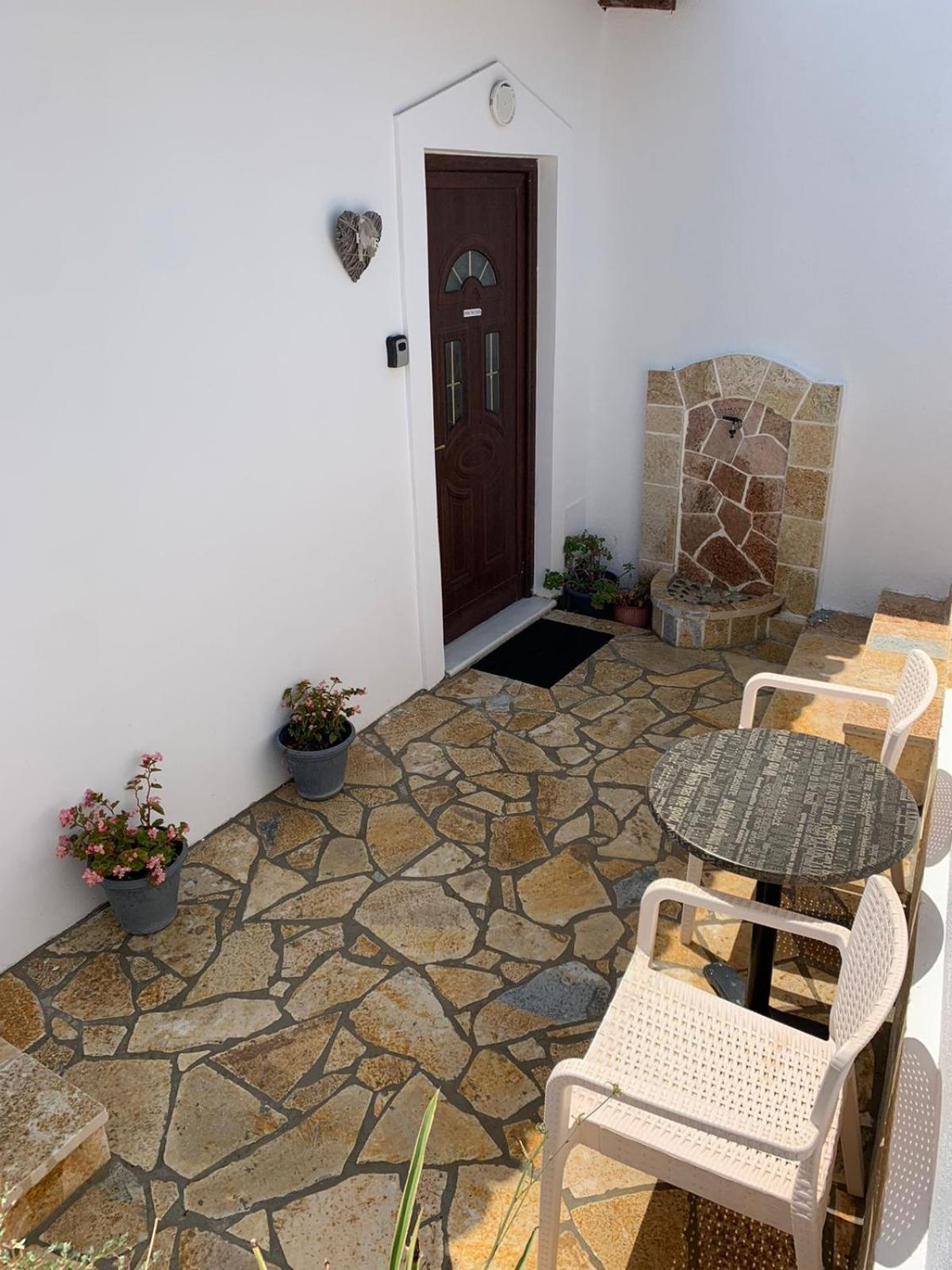 Nomad House-Entire House At Your Disposal,4 Guests بيرات المظهر الخارجي الصورة